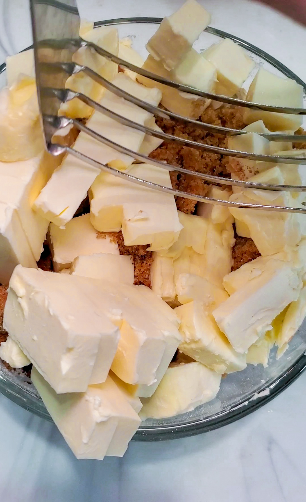 Plant based butter slices cutting with pastry knife