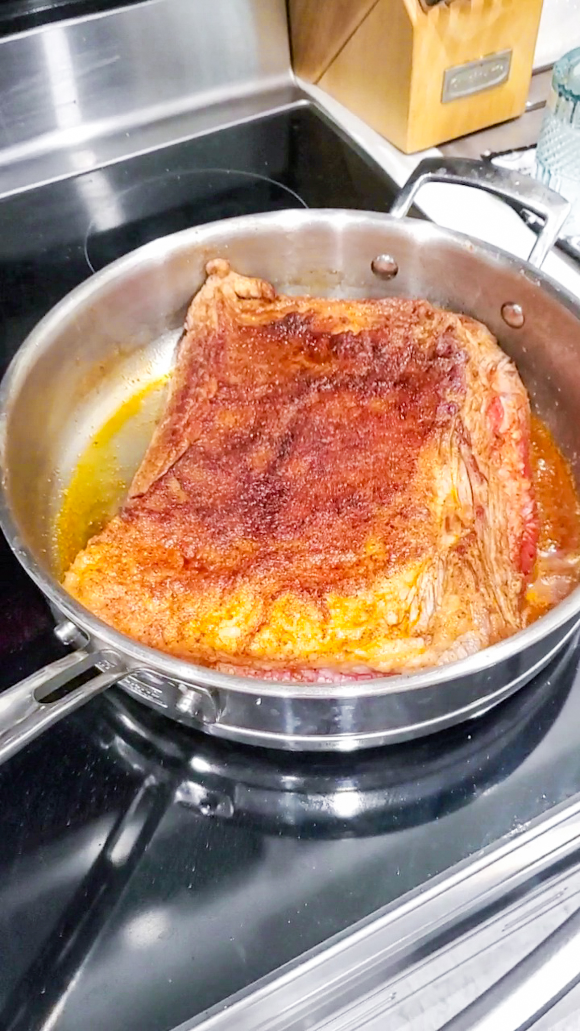 Soft chewy cookies vs crisp cookies representing brown sugar vs white sugar results